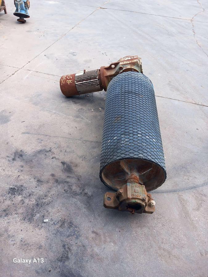 Used Tambor de acionamento emborrachado nervurado 400 x 900