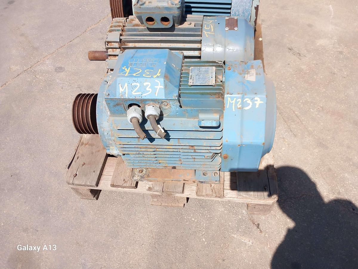 Used Motor elétrico ABB M3AA180 M-4