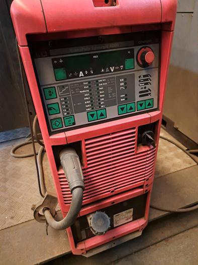 Used Robot de soldadura ABB FRONIUS TRANSPLUS SYNERGIC 4000