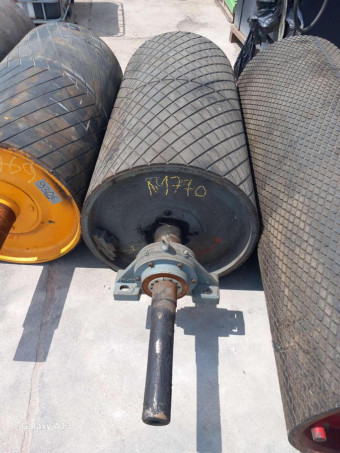 Used Tambor de acionamento emborrachado nervurado 620 x 1150 