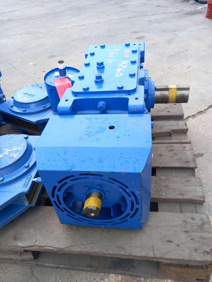 Used Motor com caixa redutora Sumitomo Drive PHA9025R2-RRFB-9