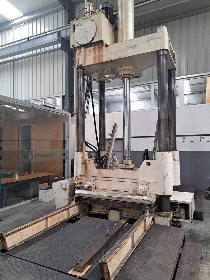Used Prensa hidráulica TUS 160