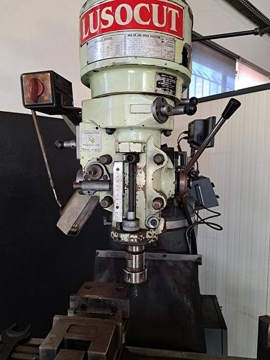 Used Fresadora universal LUSOCUT/BARON-MAX