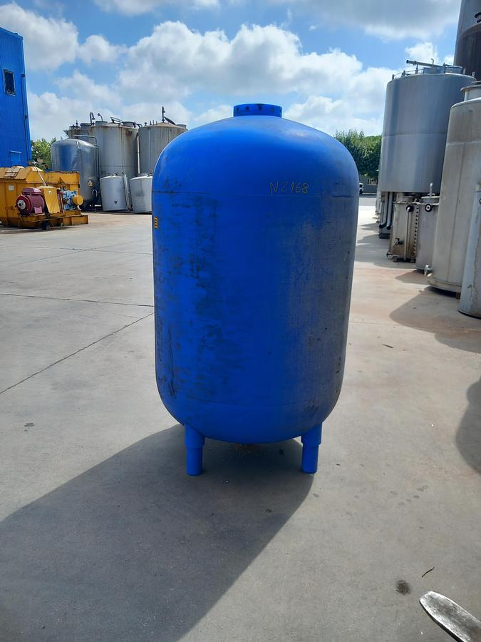 Used Deposito de plástico 2000 l.