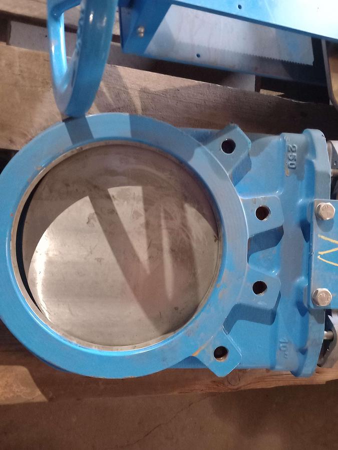 Used Válvula borbole manual DN-250