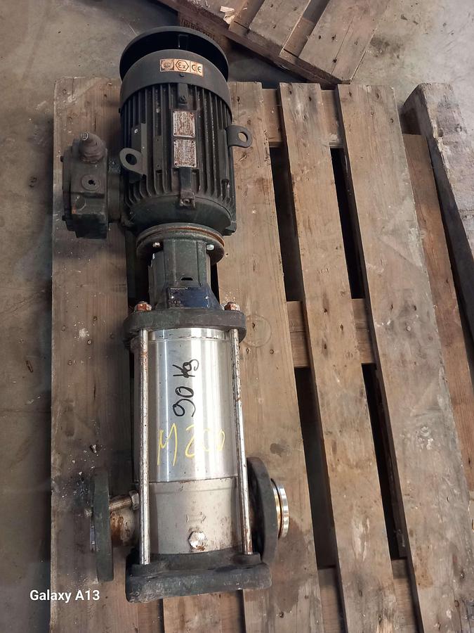 Used Motor con bomba GRUNDFOS CRN 15 5U FGJ A V HQQV
