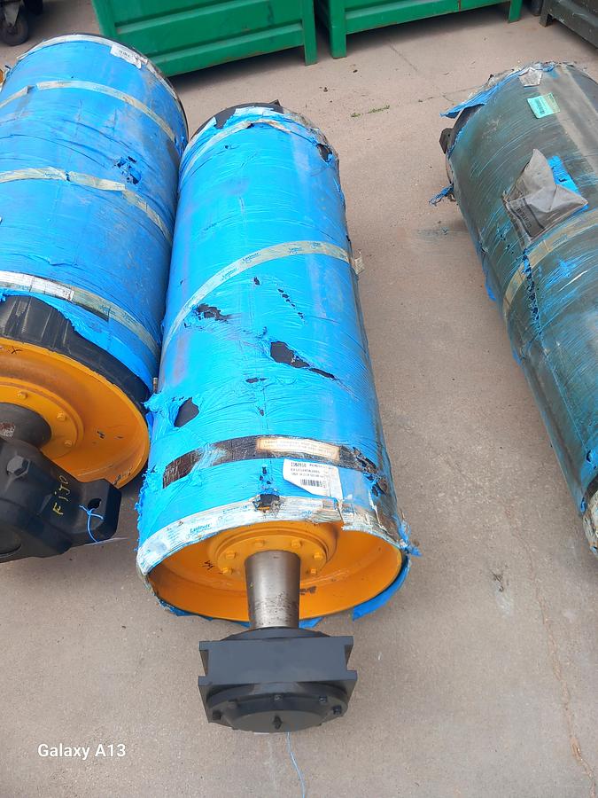 Used Tambor de acionamento com banda de rodagem lisa 500 x 1400