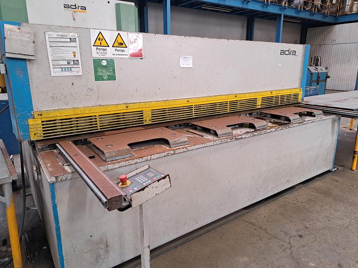 Used Guilhotina ADIRA GUIMADIRA SM0630