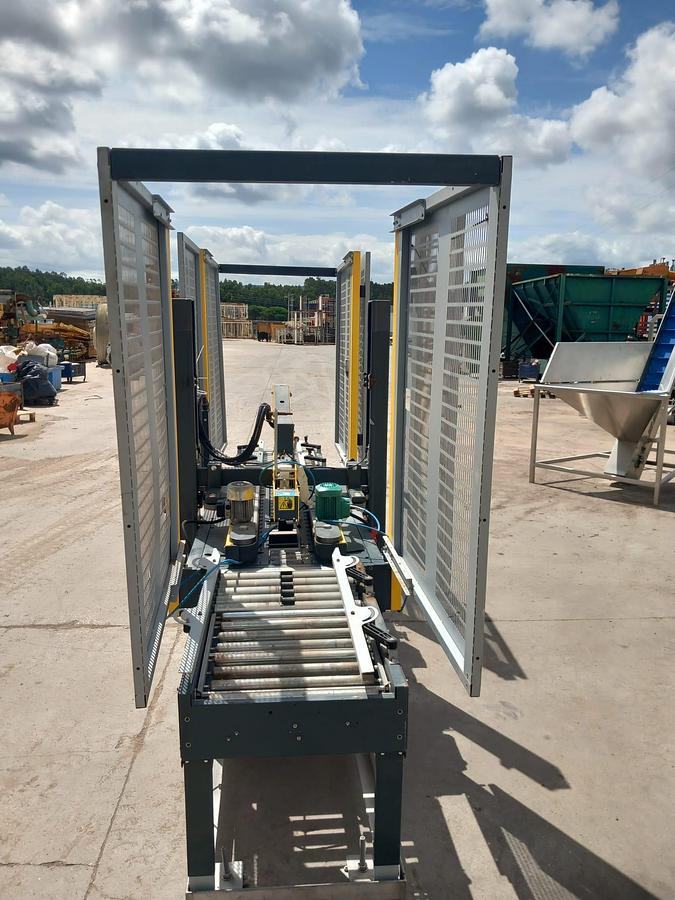Used SELADORA SIAT SA 11-4-S