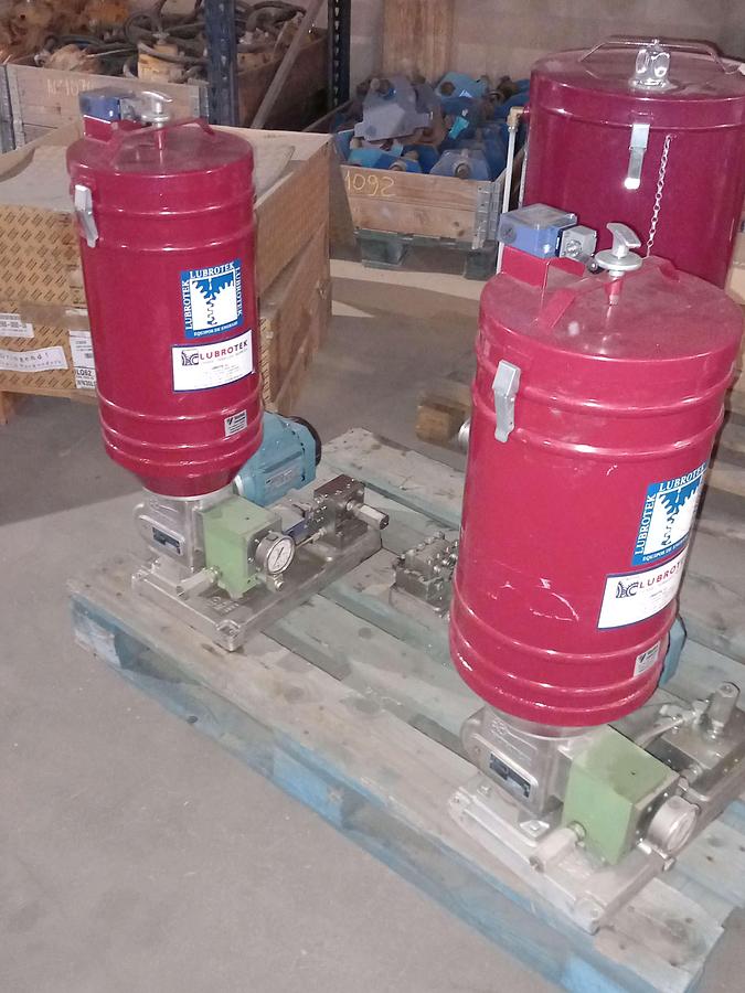 Used Bomba lubrificação eletrica Lubrotek 