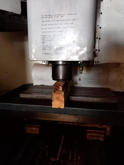 Used Centro de maquinação vertical HAAS VF0