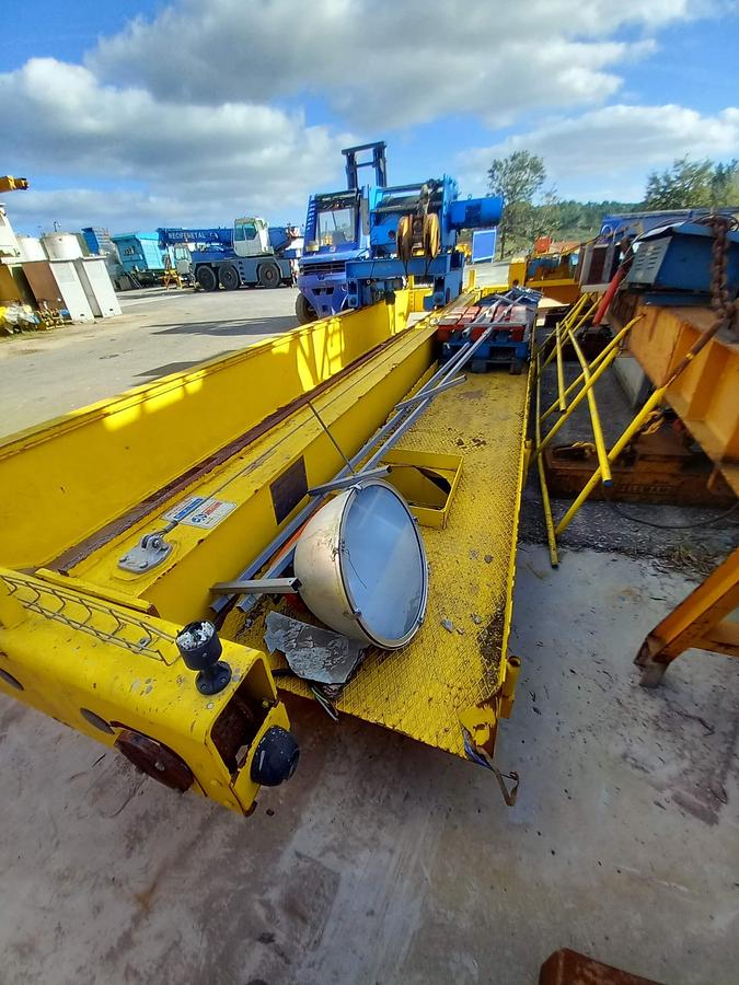 Used Ponte rolante Vicinay 15 Tn 8,60 mt