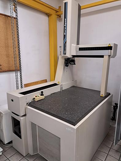 Used MITUTOYO Euro-Apex 574