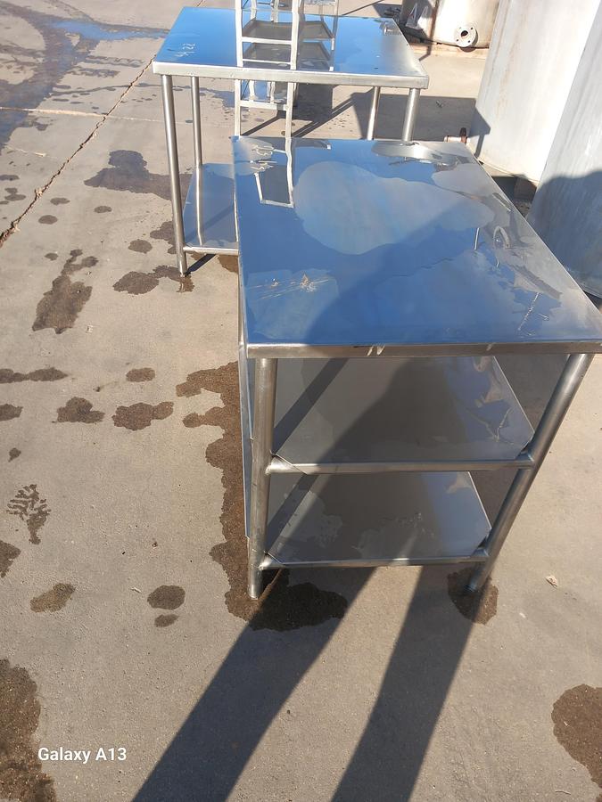 Used Mesa em inox de 0,55 x 0,80 x 0.72 metros