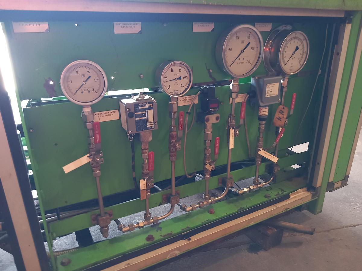 Used Unidade de bombagem de alta pressão de pistões Armstrong Holden Brooke Pullen