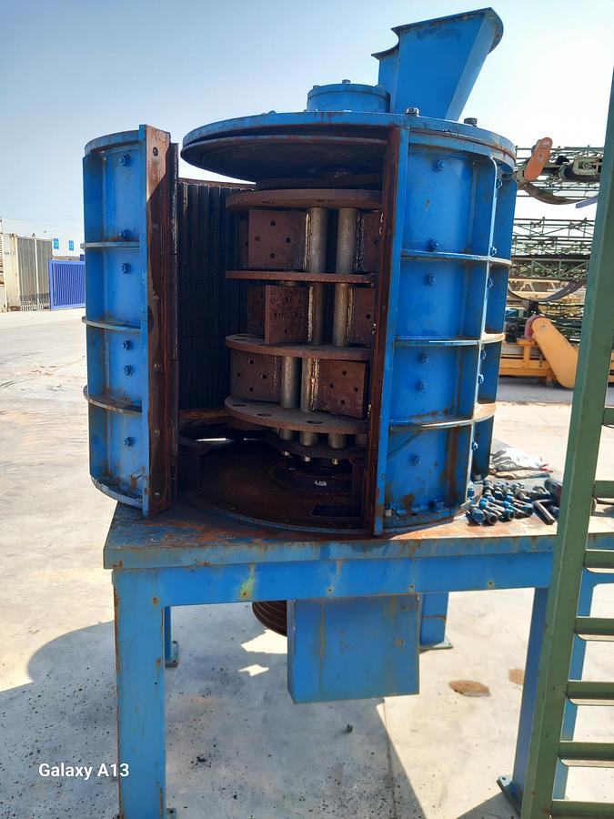 Used Conjunto moinho + crivo