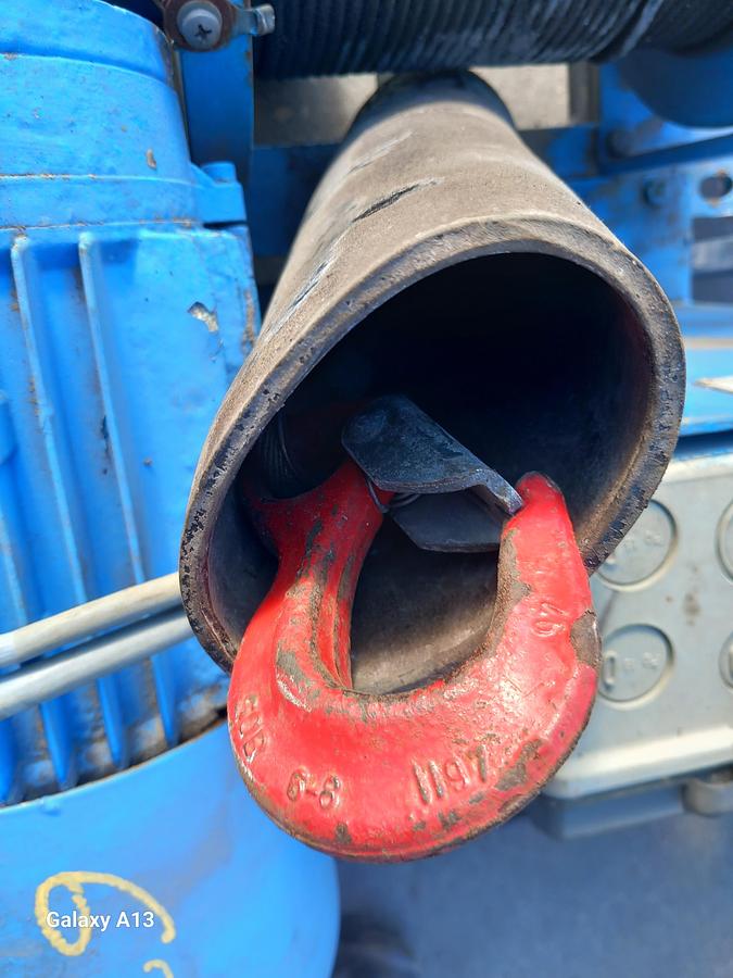 Used Guincho Umbach UWG-70-40 de 0,25 Tn