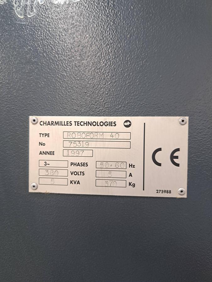 Used Erosão AGIE CHARMILLES ROBOFORM 40