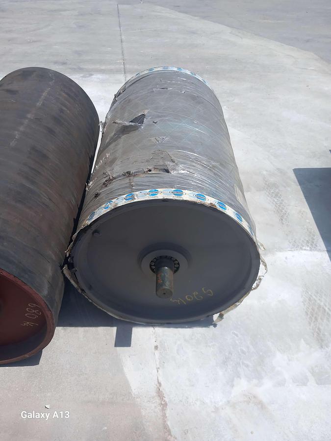 Used Tambor de acionamento emborrachado nervurado 650 x 1150 