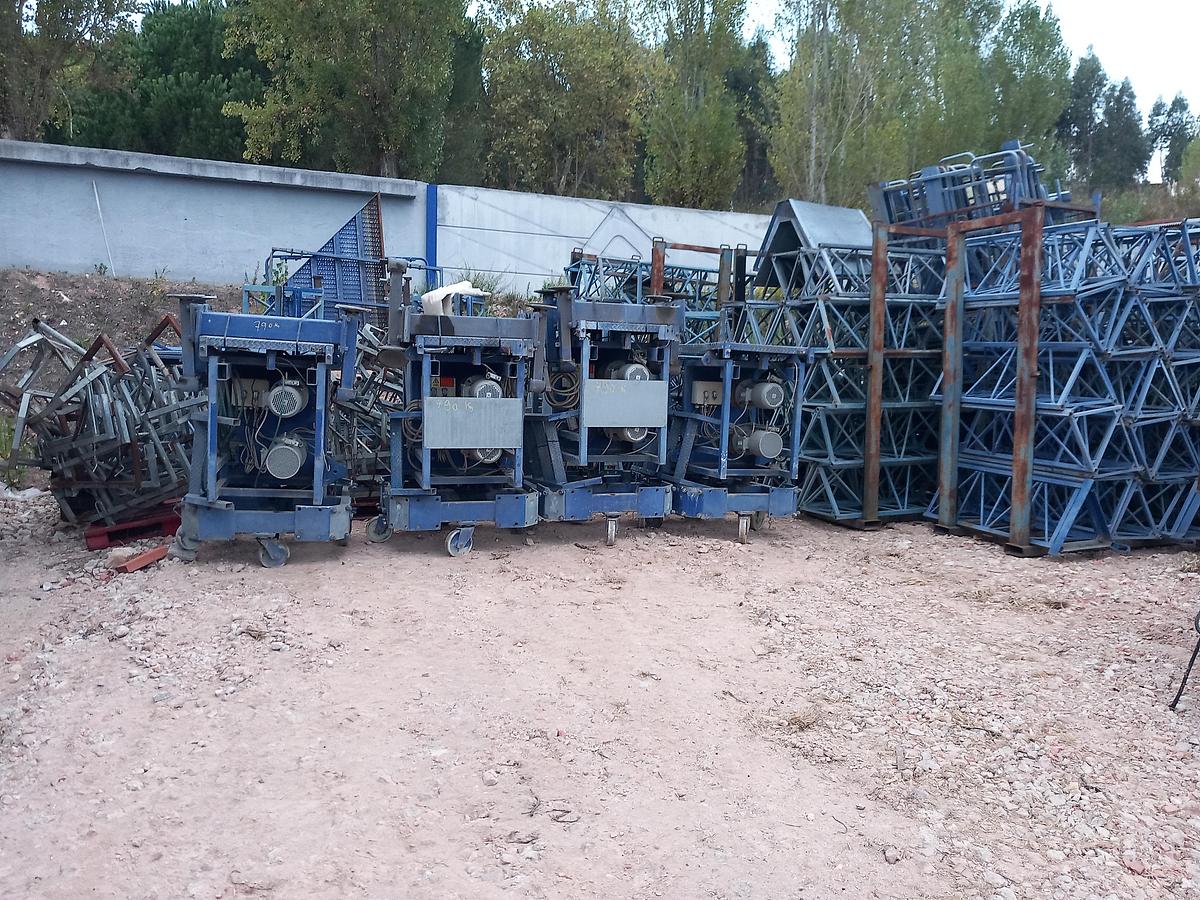 Used Plataforma elevatória