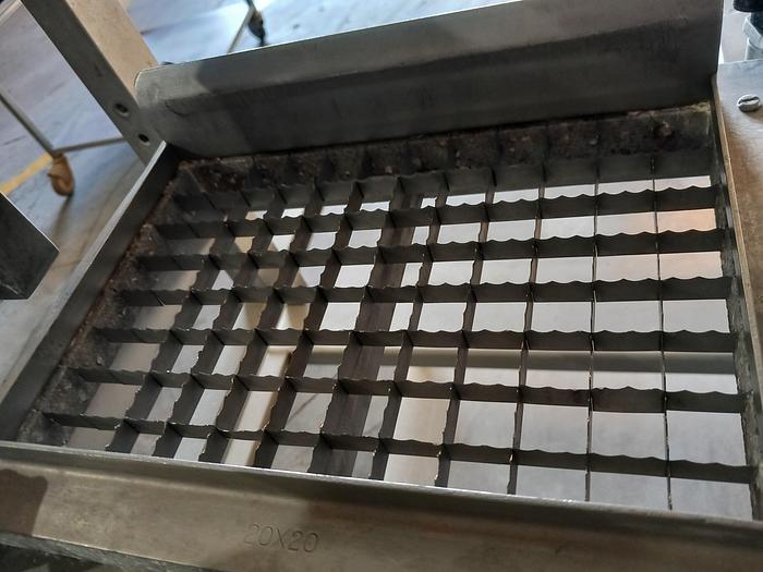 Used Máquina manuel de cortar legumes