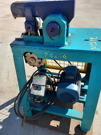 Used Maquina Tico-Tico COUTH MC