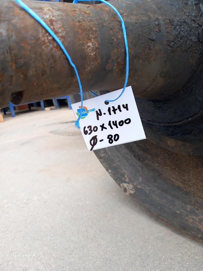 Used Tambor de acionamento com banda de rodagem ranhurada 630 x 1400