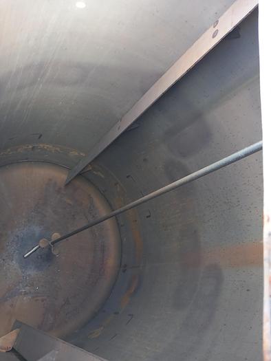 Used Reservatório de inox com misturador