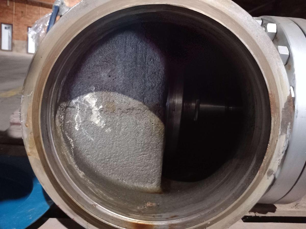 Used 2008 Valvula manual Fluval WCB DN-250