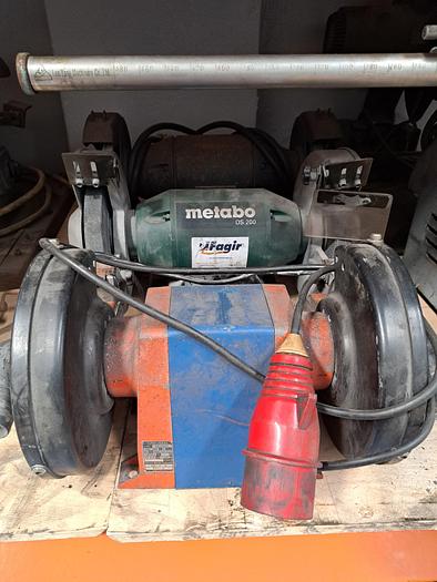 Usado Esmeriladora de bancada 200mm