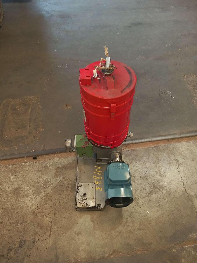 Used Bomba lubrificação eletrica Nortek