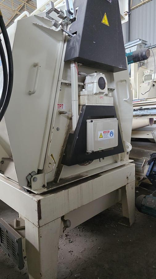 Used Moinho industrial de martelos Andritz OPT500