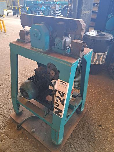 Used Máquina de tico-tico duplo