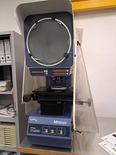 Used Projetor ótico MITUTOYO PJ-A3000