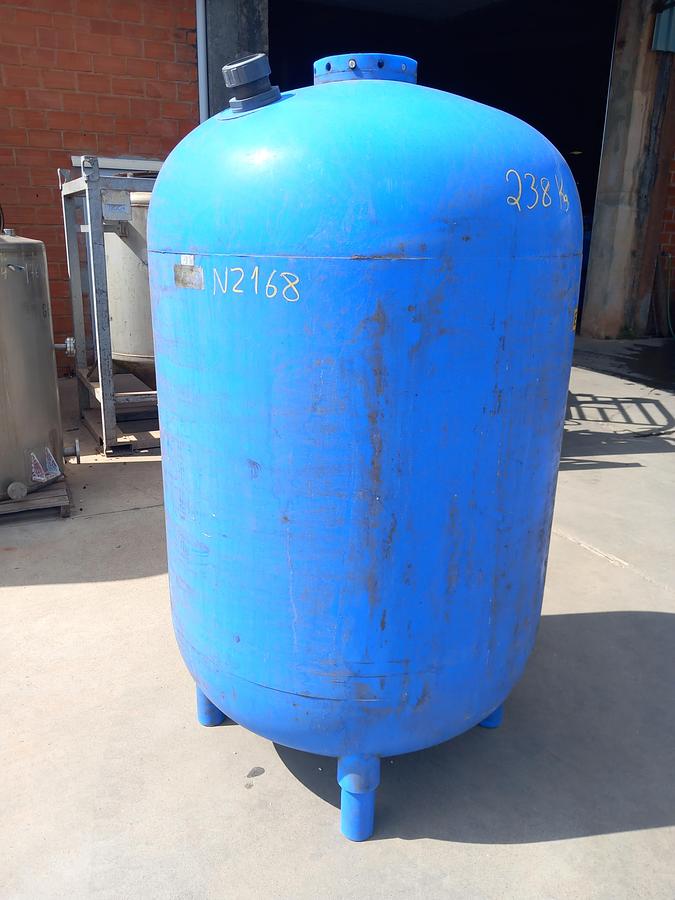 Used Deposito de plástico 2000 l.