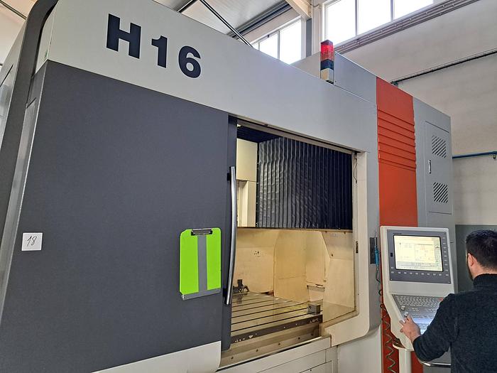 Usado Centro de maquinação TAKUMI H16