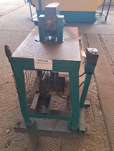 Used Máquina de tico-tico duplo