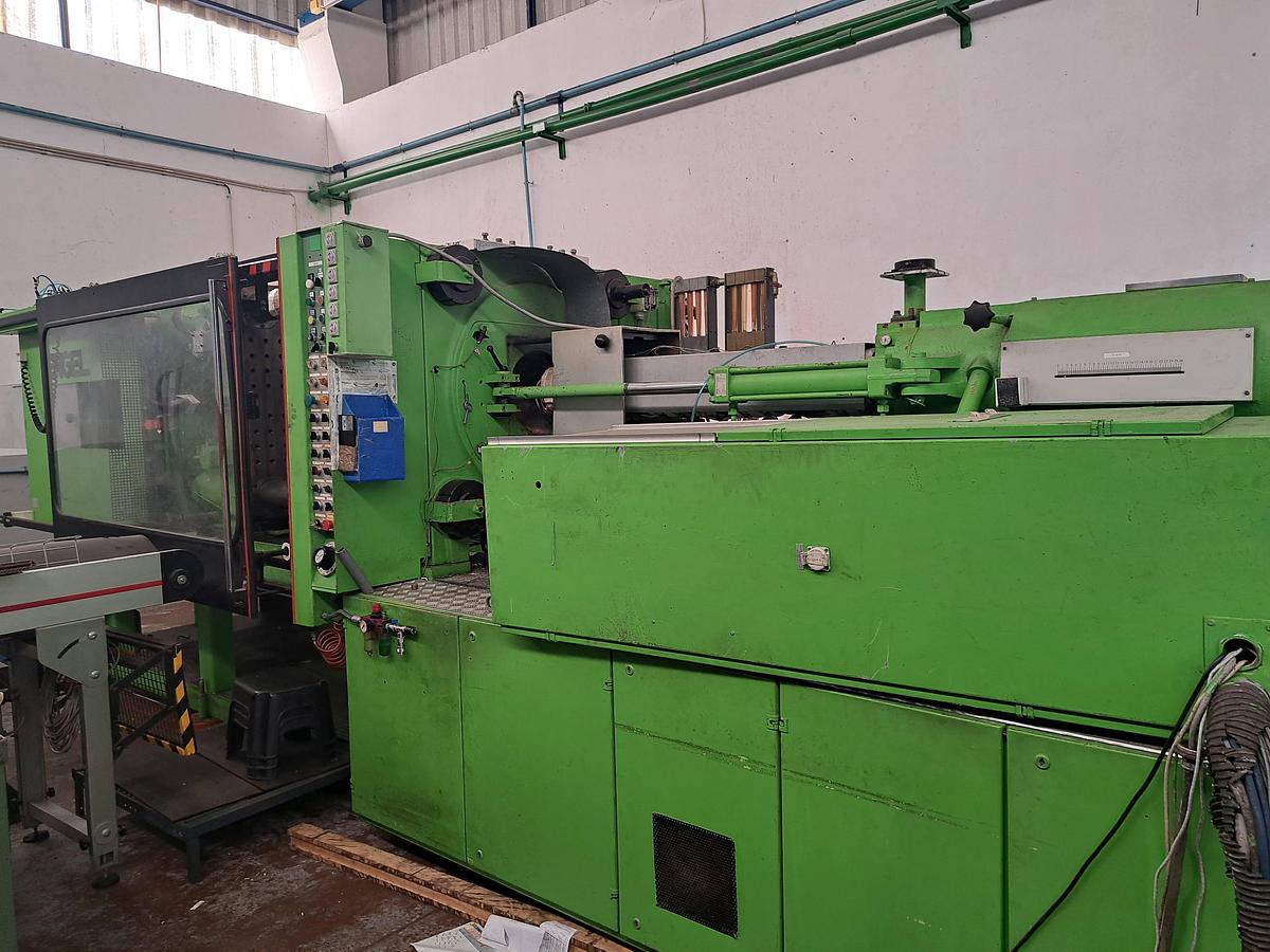 Used Máquina de injeção ENGEL 1300/350
