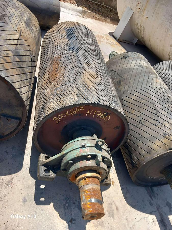 Used Tambor de acionamento emborrachado nervurado 800 x 1600 