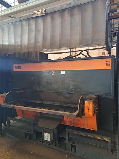 Used Robot de soldadura ABB FRONIUS TRANSPLUS SYNERGIC 4000