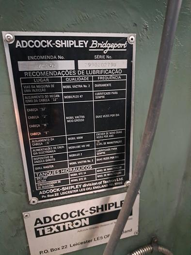 Used Fresadora universal BRIDGEPORT