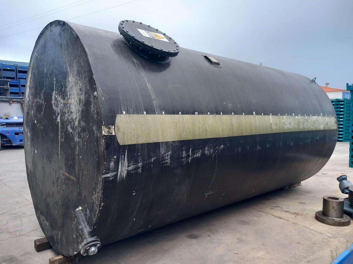 Used Reservatório de fibra de 25000 litros