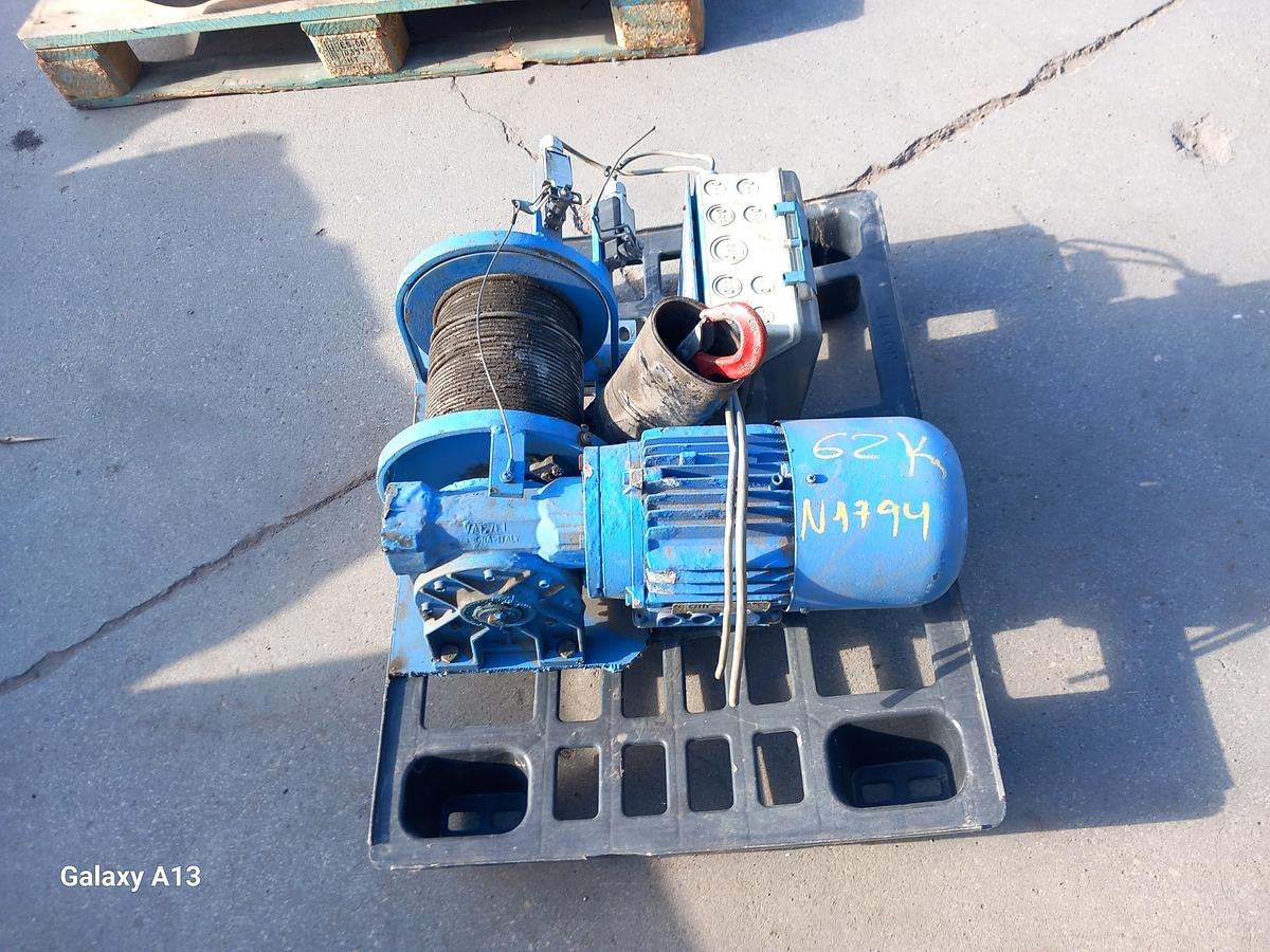 Used Guincho Umbach UWG-70-40 de 0,25 Tn