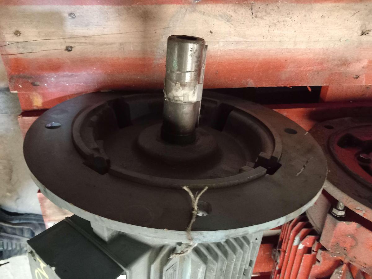 Used Motor elétrico AEG AM 160 M P 8/4