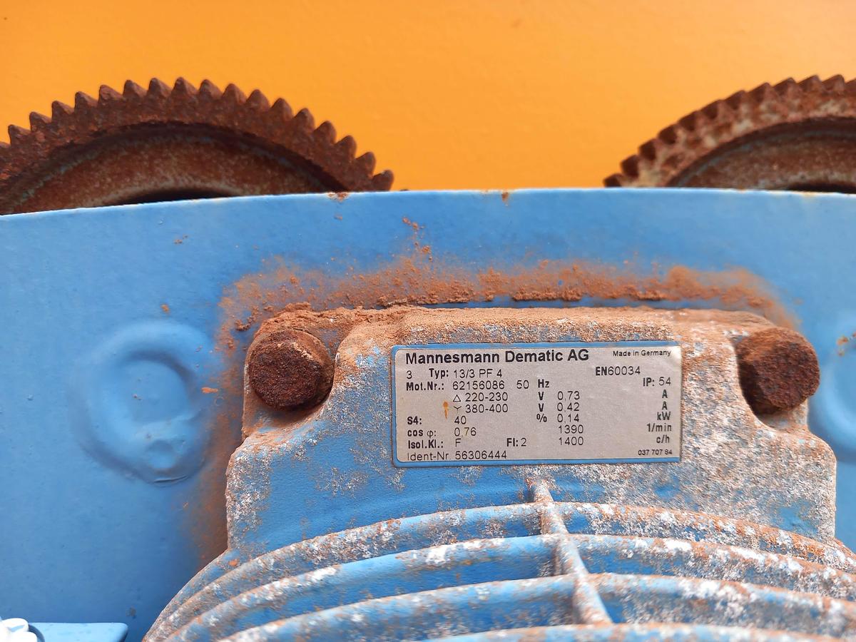 Used Guincho elétrico de bandeira Demag 2Tn