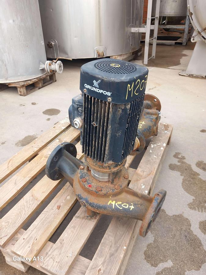 Used Motor con bomba GRUNDFOS LP 65-125/128 A-F-RUU