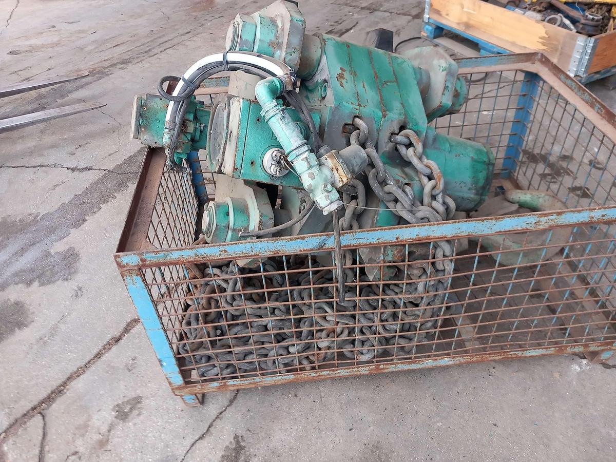 Used Guincho J.D. Neuhaus ar-pneumático de 20 ton