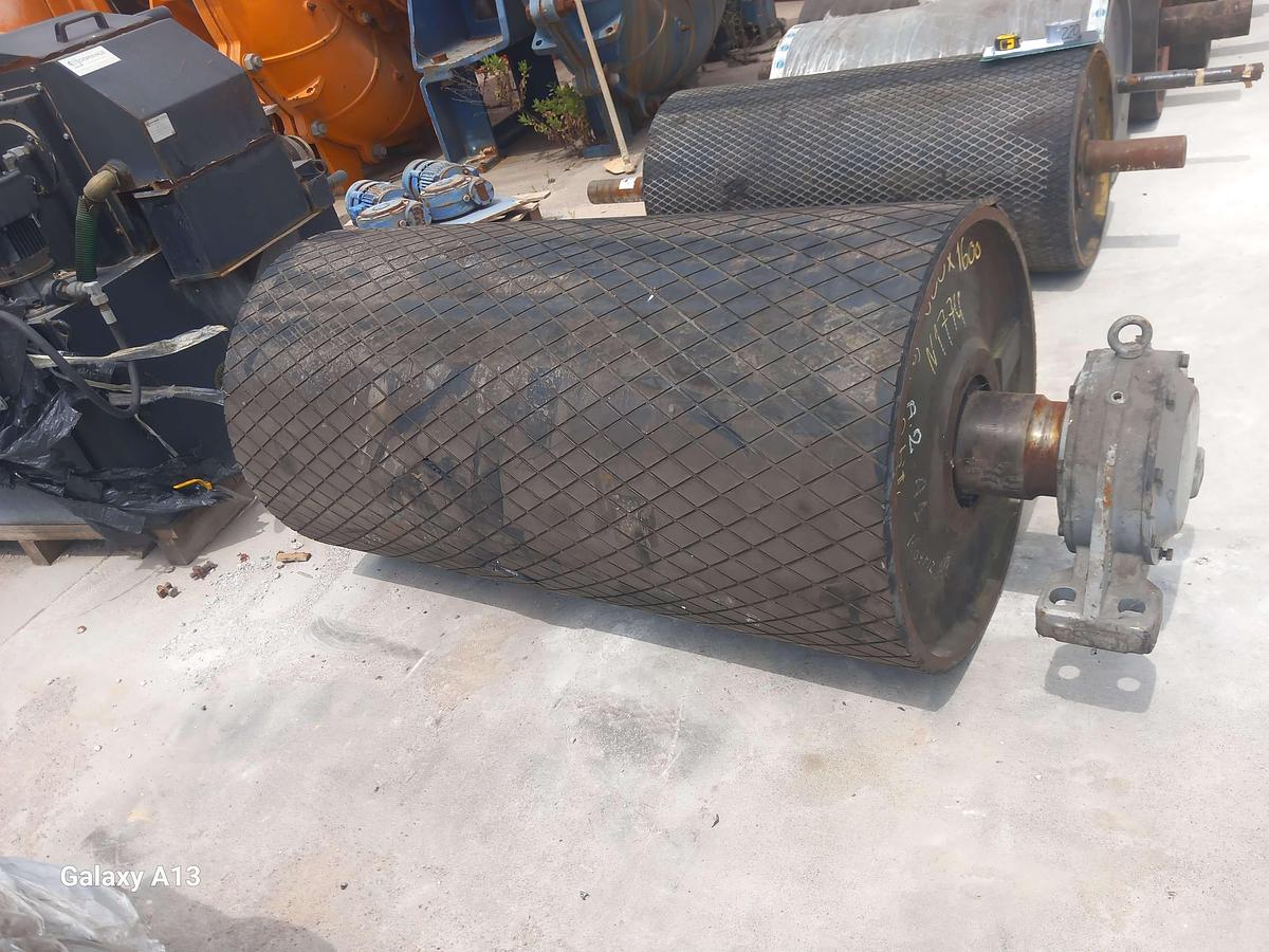 Used Tambor de acionamento emborrachado nervurado 800 x 1600 