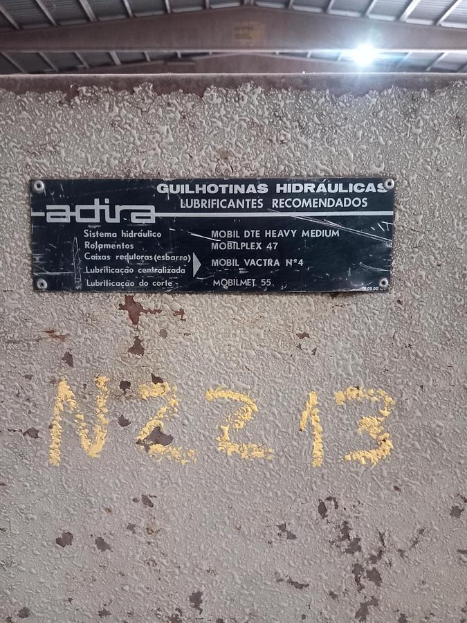 Used Guilhotina ADIRA modelo GHOT-0820