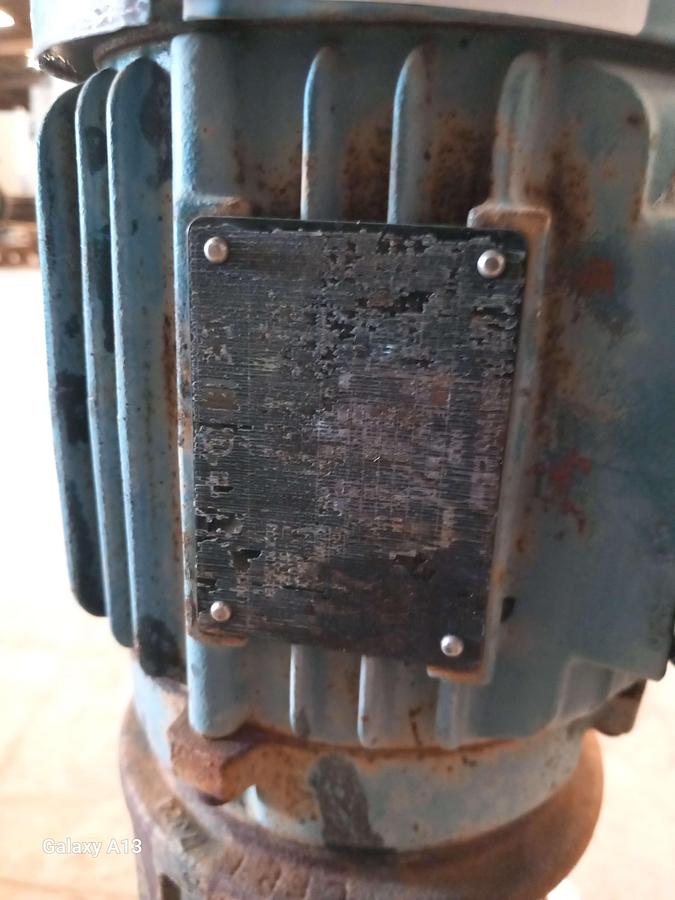 Used Motor con bomba GRUNDFOS 